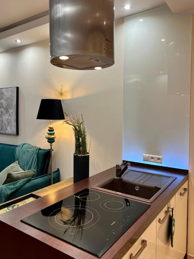 Platinum Tower Green Star Apart Varsóvia Exterior foto